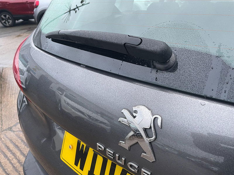 Peugeot 2008 1.6 e-HDi Active EGC Euro 5 (s/s) 5dr 5dr Automatic 2025