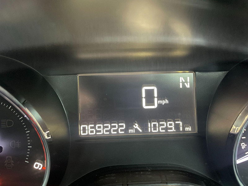 Peugeot 2008 1.6 e-HDi Active EGC Euro 5 (s/s) 5dr 5dr Automatic 2025