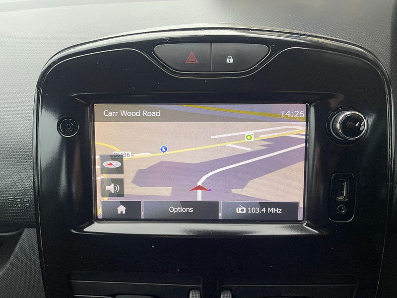 Renault Clio 0.9 TCe Dynamique MediaNav Euro 5 (s/s) 5dr 5dr Manual 2025