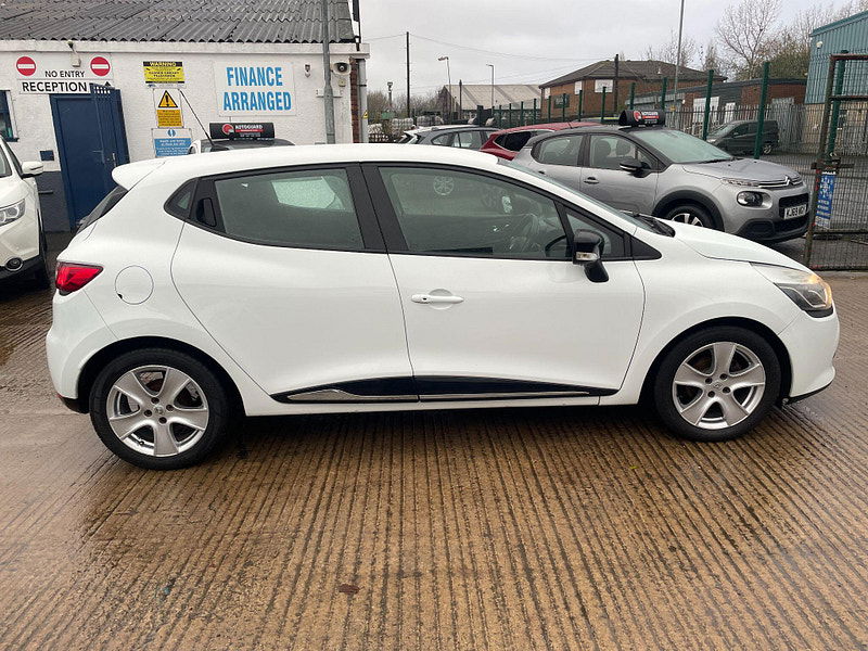 Renault Clio 0.9 TCe Dynamique MediaNav Euro 5 (s/s) 5dr 5dr Manual 2025