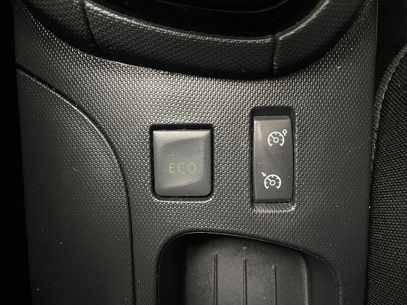 Renault Clio 0.9 TCe Dynamique MediaNav Euro 5 (s/s) 5dr 5dr Manual 2025