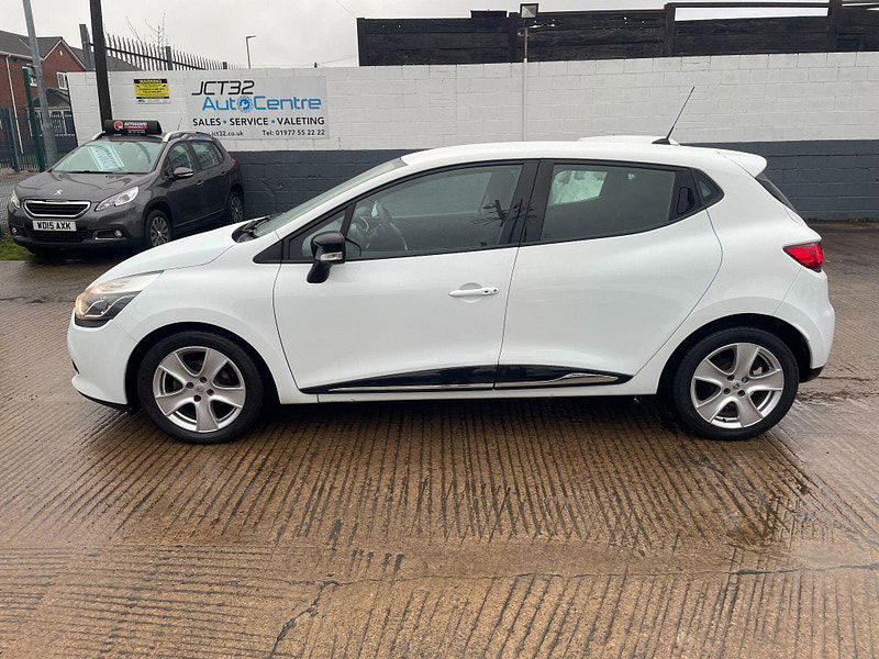 Renault Clio 0.9 TCe Dynamique MediaNav Euro 5 (s/s) 5dr 5dr Manual 2025