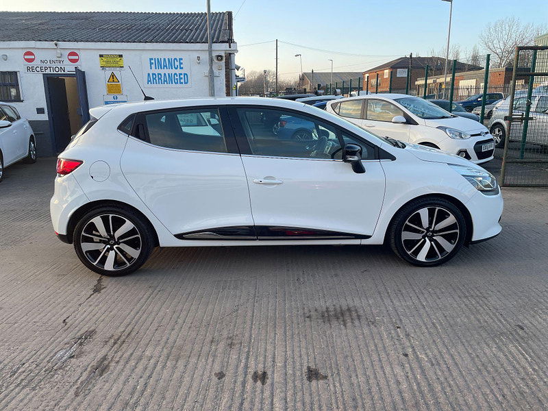 Renault Clio 0.9 TCe Dynamique S MediaNav Euro 5 (s/s) 5dr 5dr Manual 2025