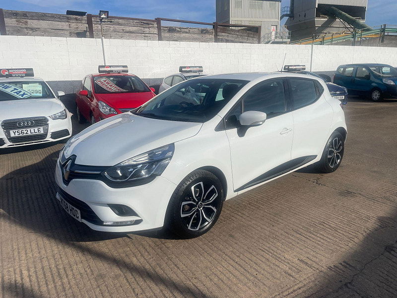 Renault Clio 0.9 TCe Play Euro 6 (s/s) 5dr 5dr Manual 2025