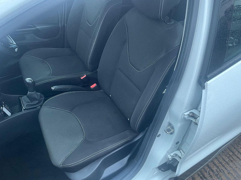 Renault Clio 1.2 16V Dynamique MediaNav Euro 5 5dr 5dr Manual 2026