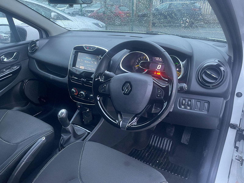 Renault Clio 1.2 16V Dynamique MediaNav Euro 5 5dr 5dr Manual 2026