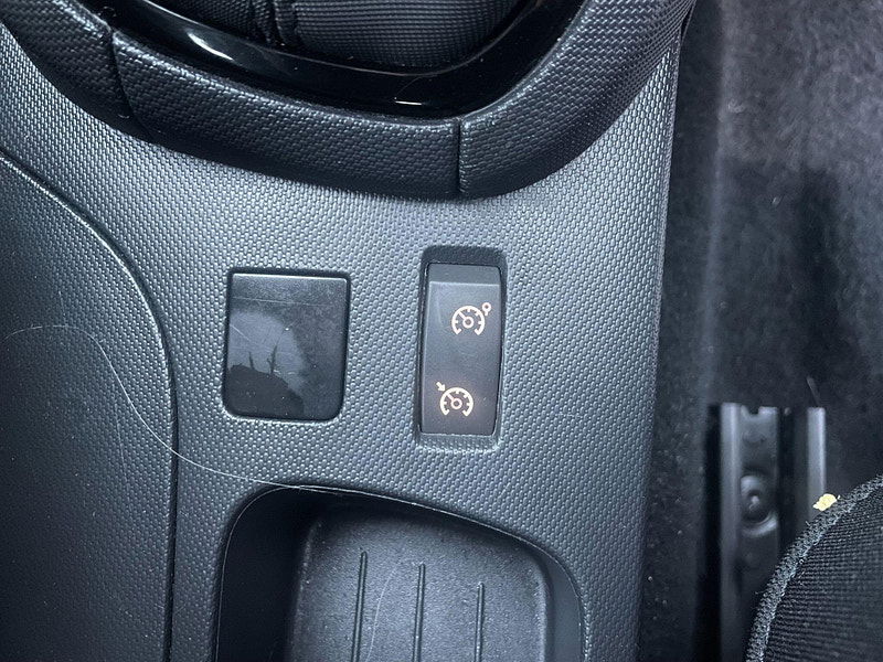 Renault Clio 1.2 16V Dynamique MediaNav Euro 5 5dr 5dr Manual 2026