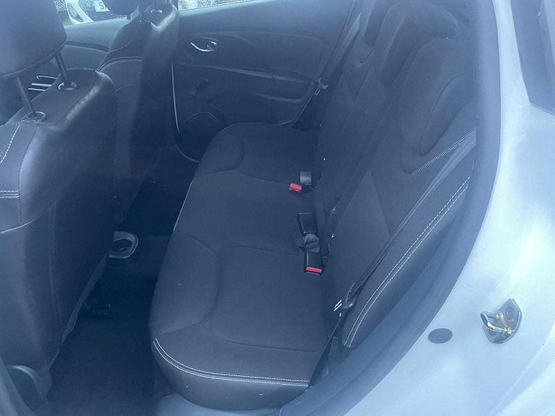 Renault Clio 1.2 16V Dynamique MediaNav Euro 5 5dr 5dr Manual 2026