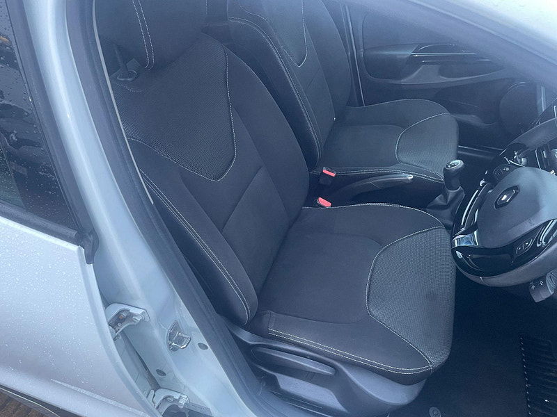 Renault Clio 1.2 16V Dynamique MediaNav Euro 5 5dr 5dr Manual 2026