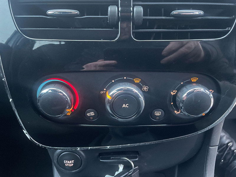 Renault Clio 1.2 16V Dynamique MediaNav Euro 5 5dr 5dr Manual 2026