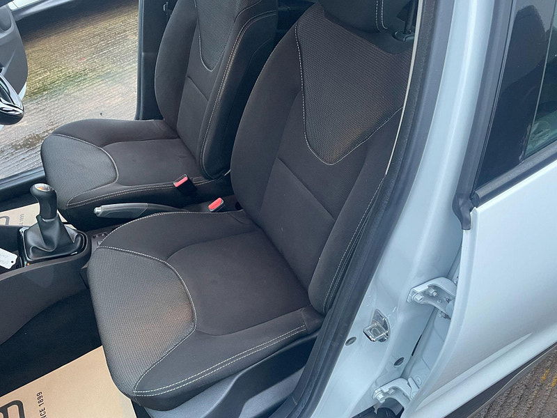 Renault Clio 1.2 16V Dynamique Nav Euro 6 5dr 5dr Manual 2026