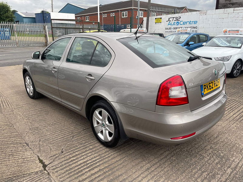 Skoda Octavia 1.6 TDI Elegance DSG Euro 5 5dr 5dr Automatic 2025