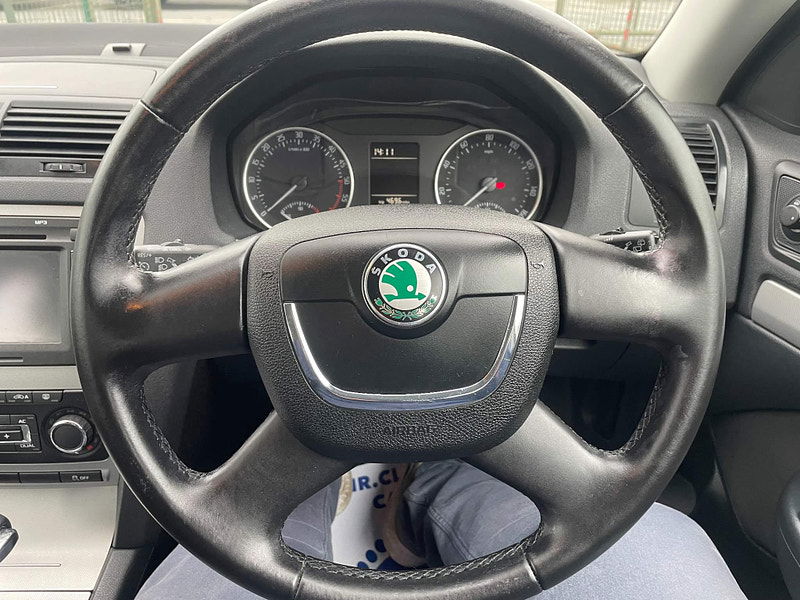 Skoda Octavia 1.6 TDI Elegance DSG Euro 5 5dr 5dr Automatic 2025