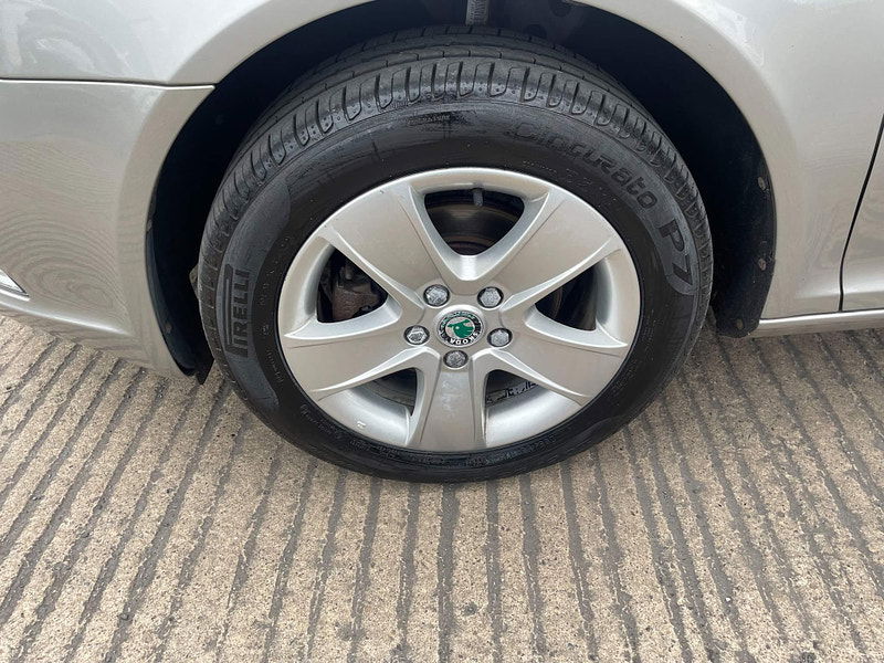 Skoda Octavia 1.6 TDI Elegance DSG Euro 5 5dr 5dr Automatic 2025