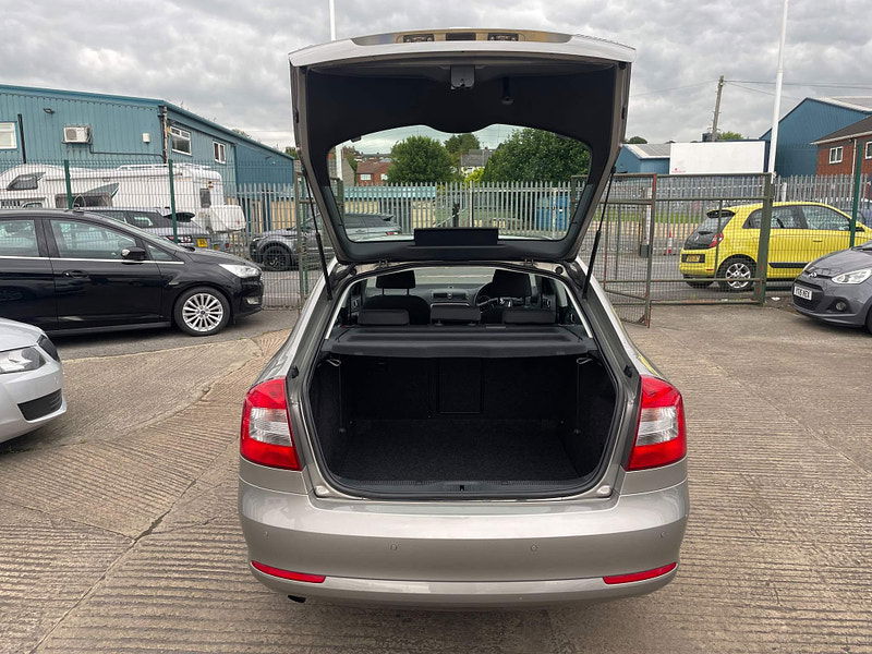 Skoda Octavia 1.6 TDI Elegance DSG Euro 5 5dr 5dr Automatic 2025