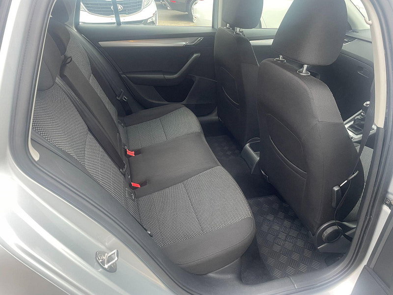 Skoda Octavia 1.6 TDI SE Euro 5 (s/s) 5dr 5dr Manual 2026