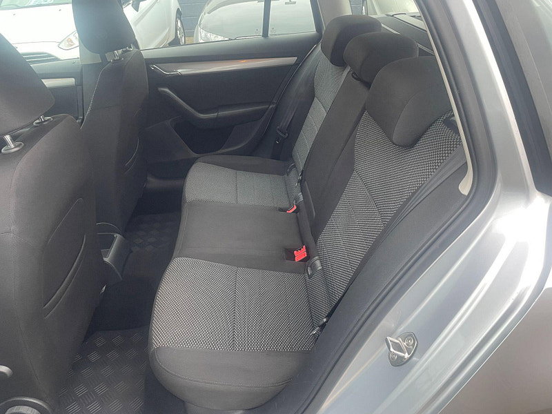 Skoda Octavia 1.6 TDI SE Euro 5 (s/s) 5dr 5dr Manual 2026