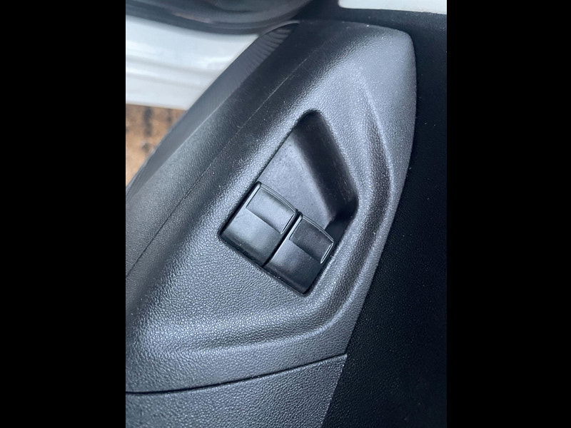 Toyota Aygo 1.0 VVT-i x-play Euro 6 (s/s) 5dr 5dr Manual 2025