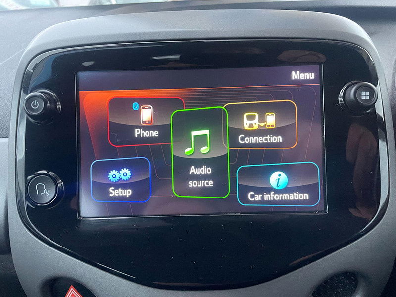 Toyota Aygo 1.0 VVT-i x-play Euro 6 (s/s) 5dr 5dr Manual 2025