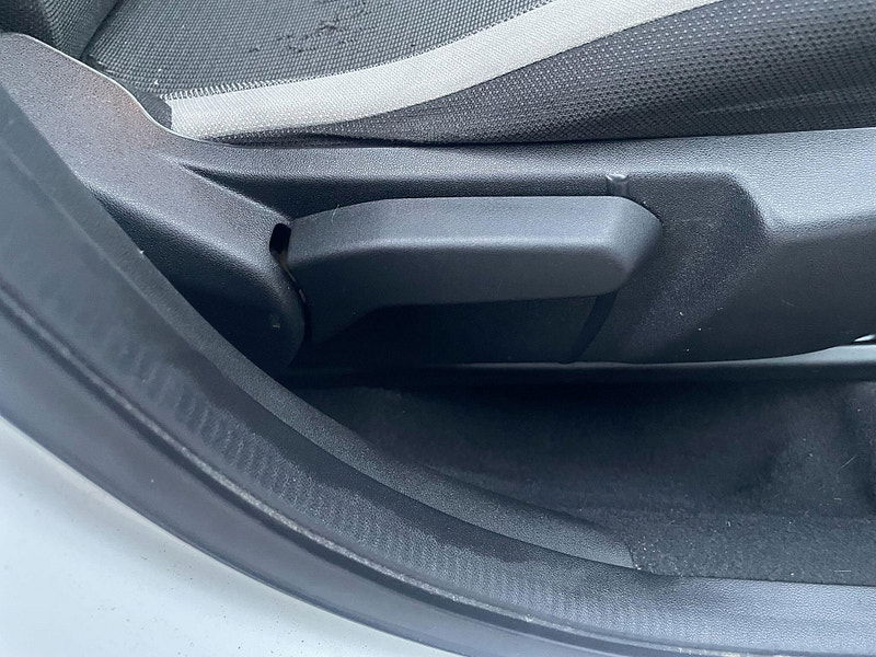 Toyota Aygo 1.0 VVT-i x-play Euro 6 (s/s) 5dr 5dr Manual 2025