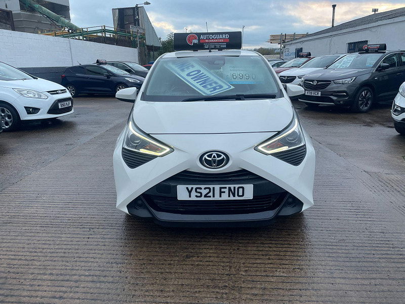 Toyota Aygo 1.0 VVT-i x-play Euro 6 (s/s) 5dr 5dr Manual 2025