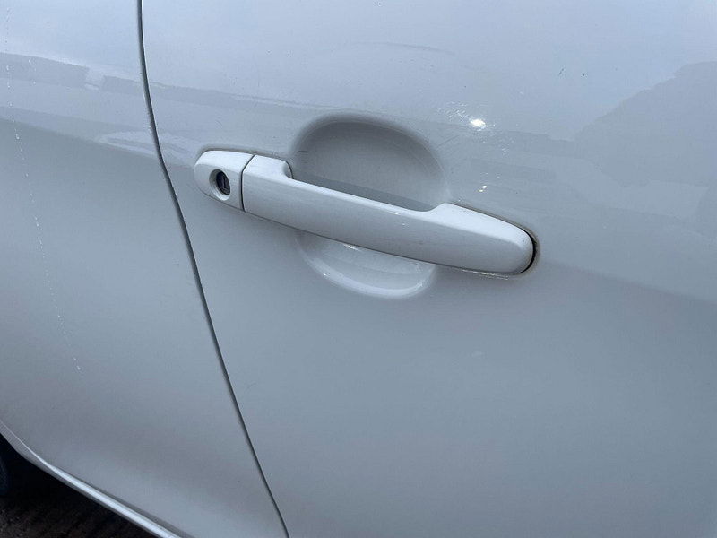 Toyota Aygo 1.0 VVT-i x-play Euro 6 (s/s) 5dr 5dr Manual 2025