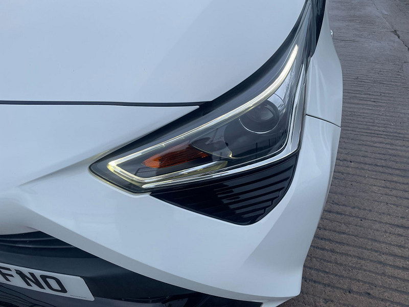 Toyota Aygo 1.0 VVT-i x-play Euro 6 (s/s) 5dr 5dr Manual 2025