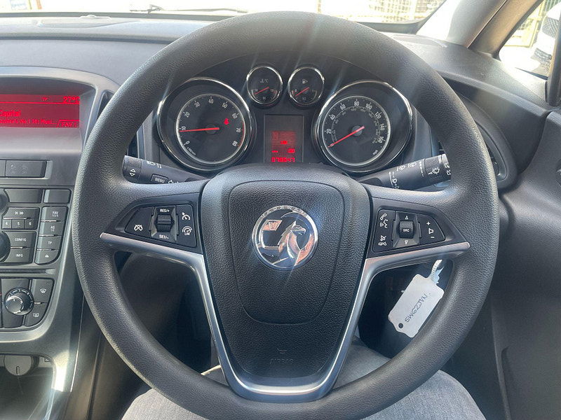Vauxhall Astra 1.4 16v Active Euro 5 5dr 5dr Manual 2025
