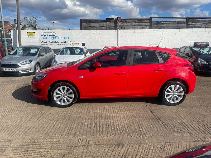 Vauxhall Astra 1.4 16v Active Euro 5 5dr 5dr Manual 2025