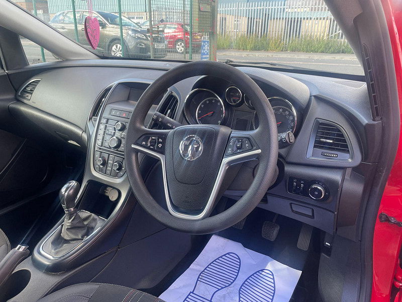 Vauxhall Astra 1.4 16v Active Euro 5 5dr 5dr Manual 2025