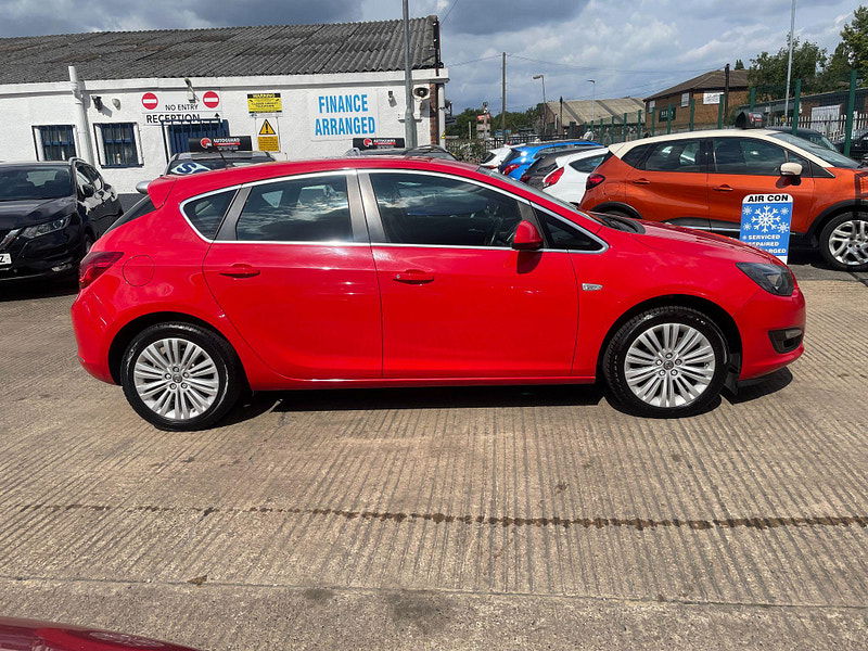 Vauxhall Astra 1.4 16v Excite Euro 5 5dr 5dr Manual 2025