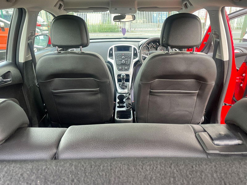 Vauxhall Astra 1.4 16v Excite Euro 5 5dr 5dr Manual 2025