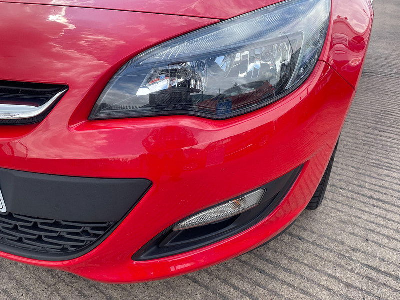 Vauxhall Astra 1.4 16v Excite Euro 5 5dr 5dr Manual 2025