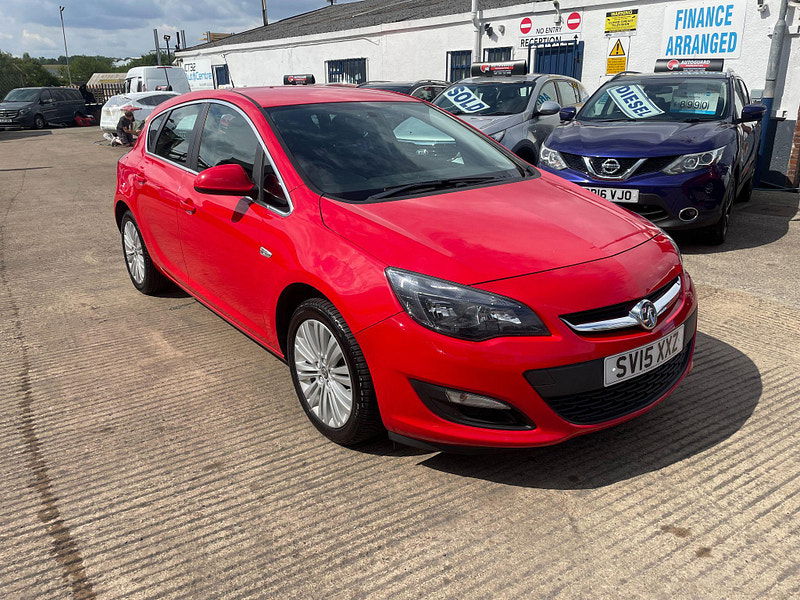 Vauxhall Astra 1.4 16v Excite Euro 5 5dr 5dr Manual 2025