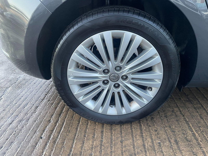 Vauxhall Astra 1.4i Excite Euro 6 5dr 5dr Manual 2026