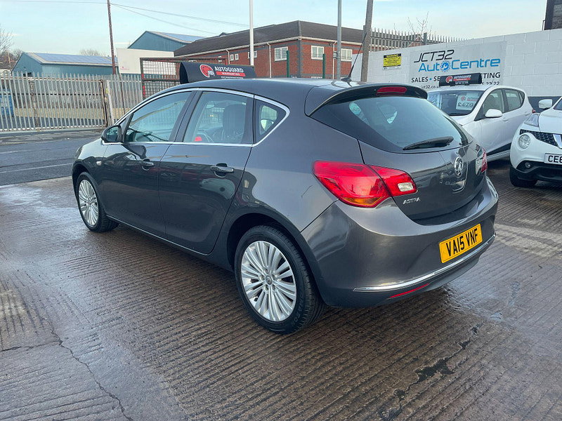 Vauxhall Astra 1.4i Excite Euro 6 5dr 5dr Manual 2026