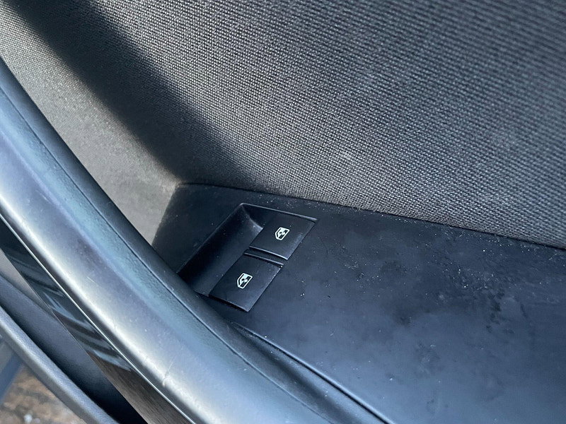 Vauxhall Astra 1.4i Excite Euro 6 5dr 5dr Manual 2026