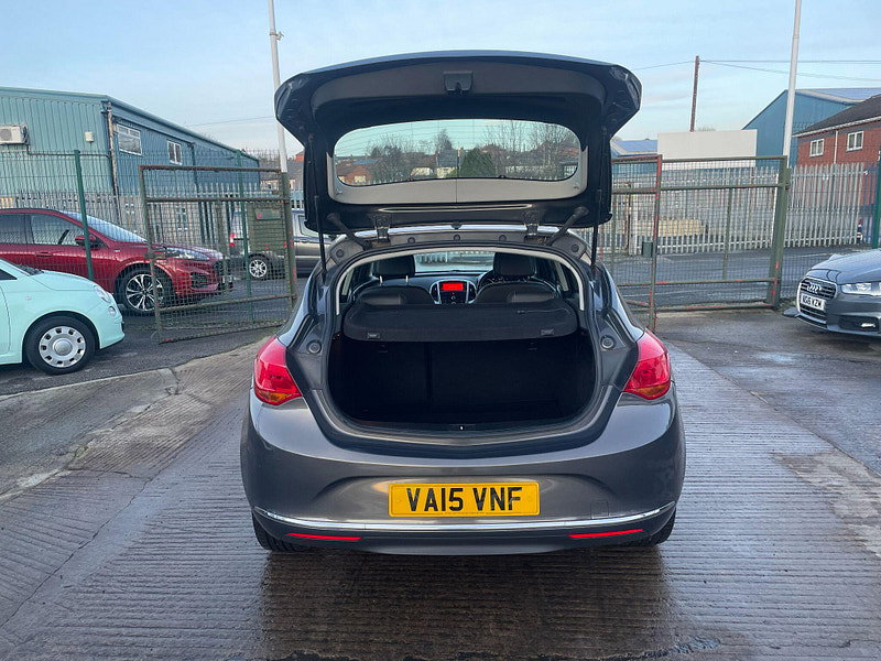 Vauxhall Astra 1.4i Excite Euro 6 5dr 5dr Manual 2026