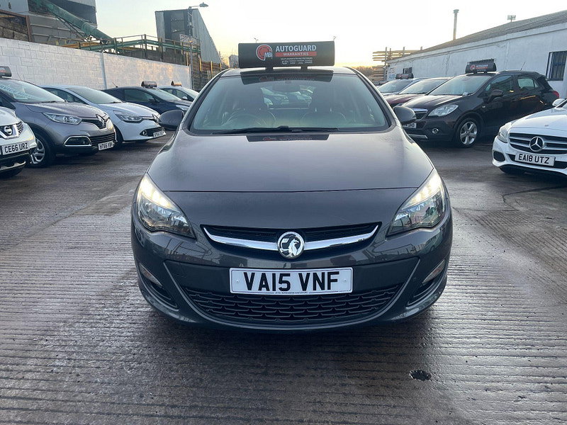 Vauxhall Astra 1.4i Excite Euro 6 5dr 5dr Manual 2026