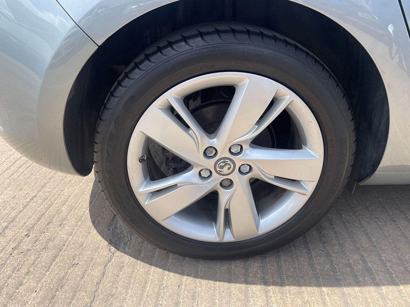 Vauxhall Astra 1.6i SRi Euro 6 5dr 5dr Manual 2025