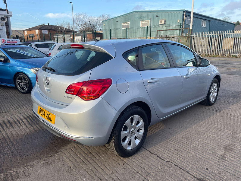 Vauxhall Astra 1.7 CDTi ecoFLEX Design Euro 5 (s/s) 5dr 5dr Manual 2025