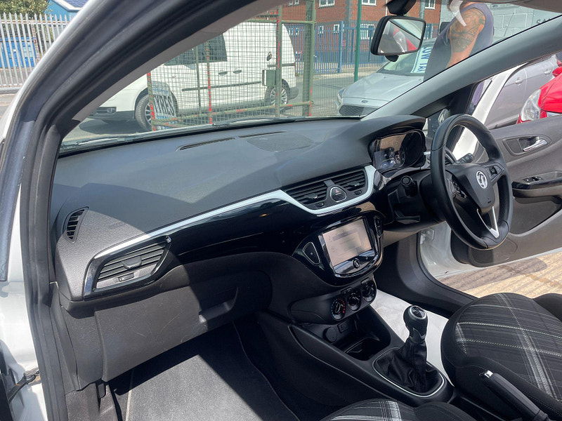 Vauxhall Corsa 1.4i ecoTEC Limited Edition Euro 6 3dr 3dr Manual 2025