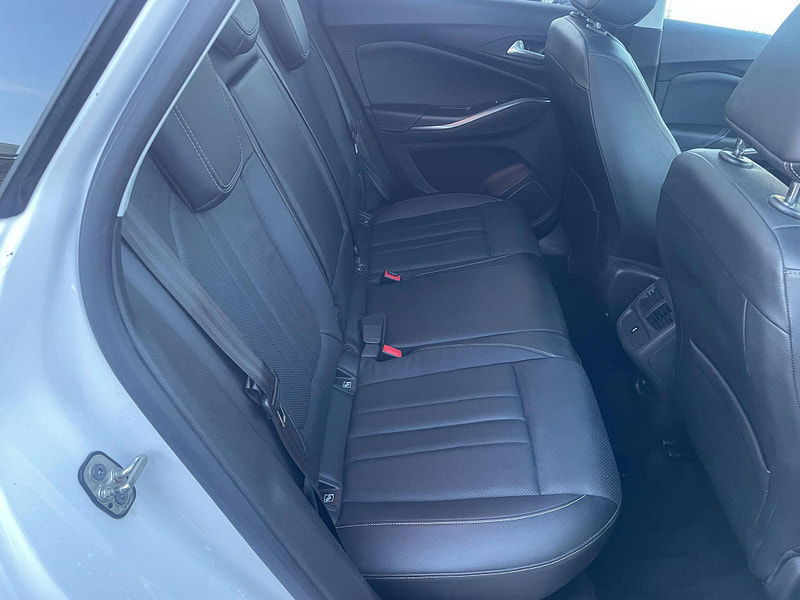 Vauxhall Grandland X 1.2 Turbo Elite Nav Euro 6 (s/s) 5dr 5dr Manual 2025