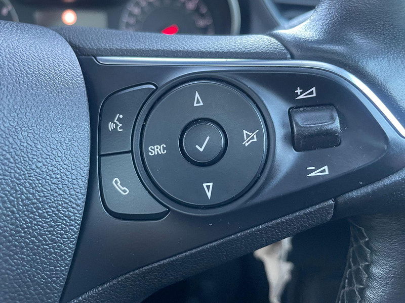 Vauxhall Grandland X 1.2 Turbo Elite Nav Euro 6 (s/s) 5dr 5dr Manual 2025