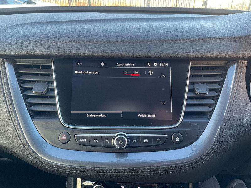 Vauxhall Grandland X 1.2 Turbo Sport Nav Euro 6 (s/s) 5dr 5dr Manual 2025
