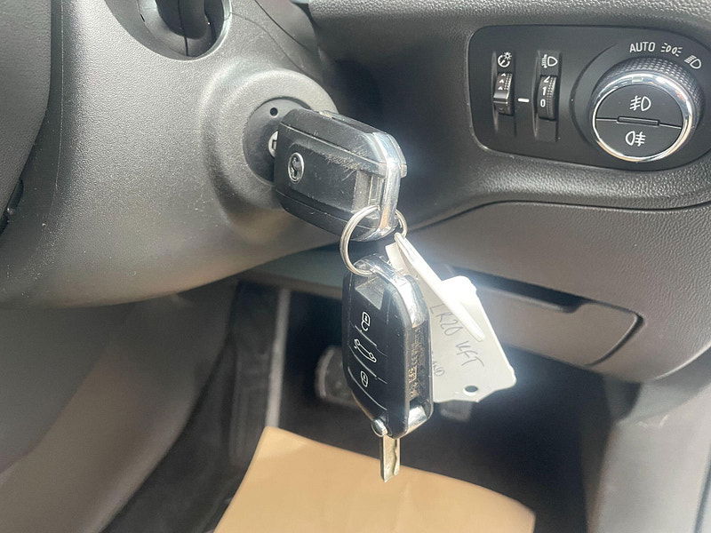 Vauxhall Grandland X 1.2 Turbo SRi Nav Auto Euro 6 (s/s) 5dr 5dr Automatic 2026