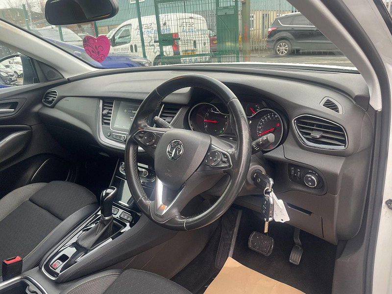 Vauxhall Grandland X 1.2 Turbo SRi Nav Auto Euro 6 (s/s) 5dr 5dr Automatic 2026
