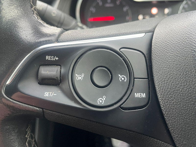 Vauxhall Grandland X 1.2 Turbo SRi Nav Auto Euro 6 (s/s) 5dr 5dr Automatic 2026