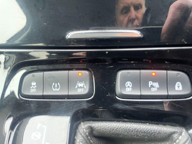 Vauxhall Grandland X 1.2 Turbo SRi Nav Auto Euro 6 (s/s) 5dr 5dr Automatic 2026