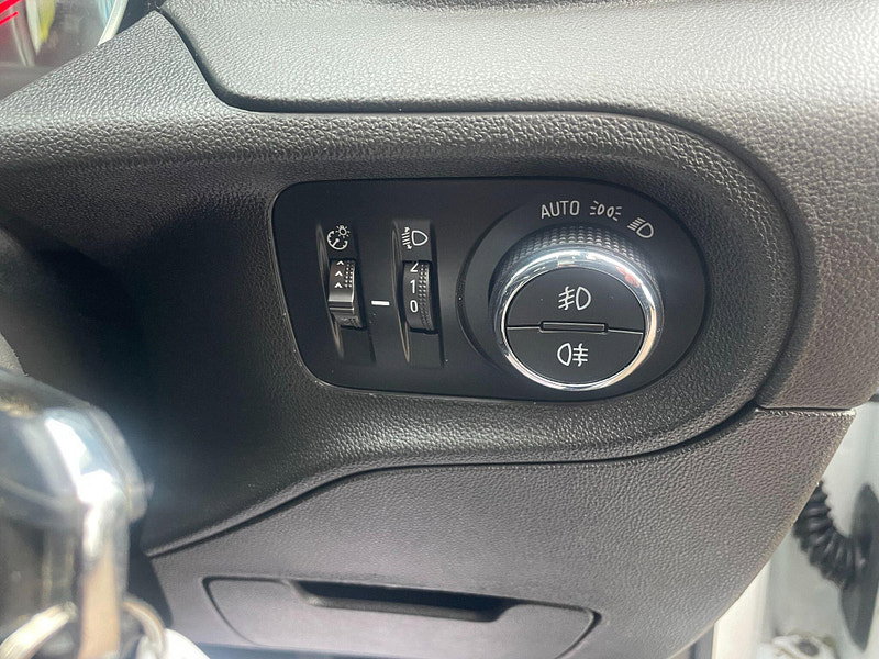 Vauxhall Grandland X 1.2 Turbo SRi Nav Auto Euro 6 (s/s) 5dr 5dr Automatic 2026